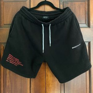 Medium boohooMAN black shorts.